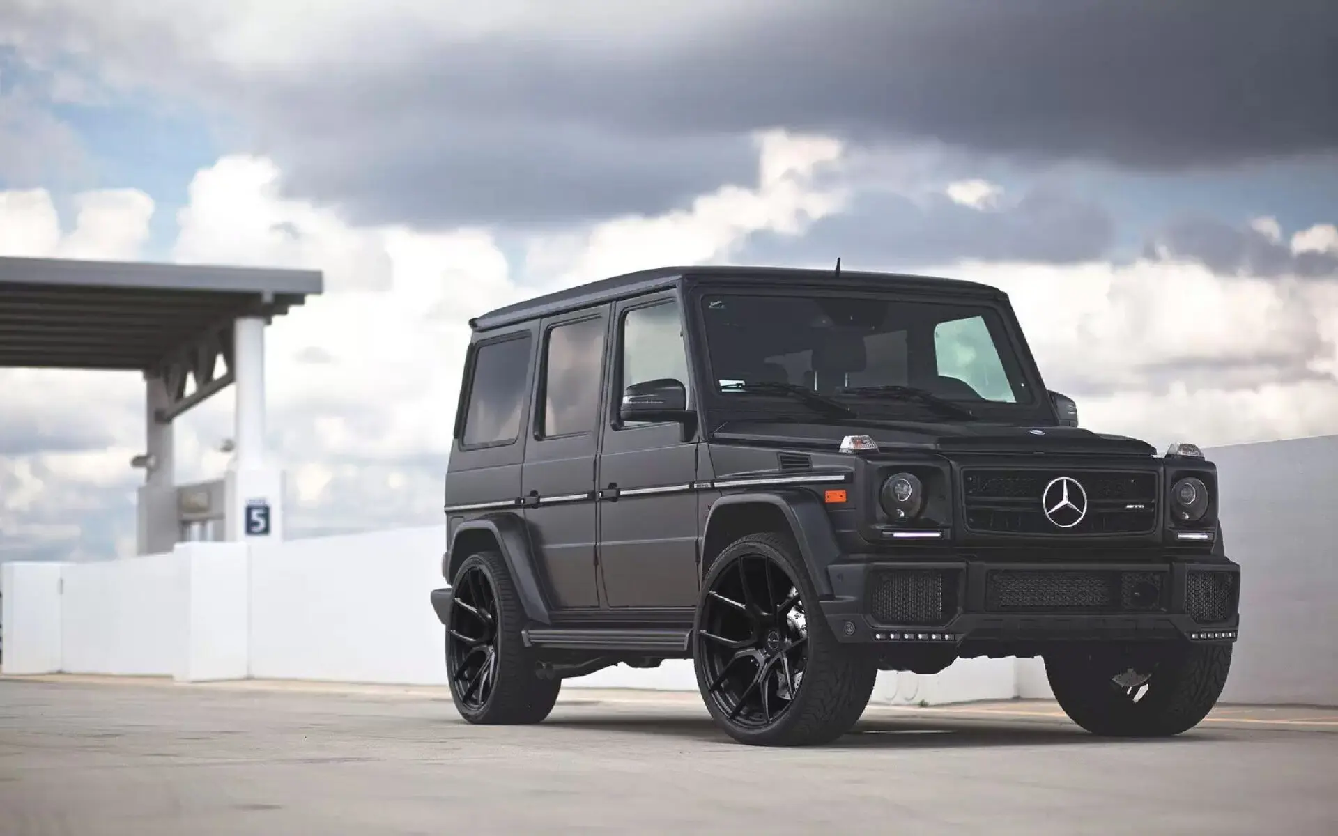 Mercedes Black G63